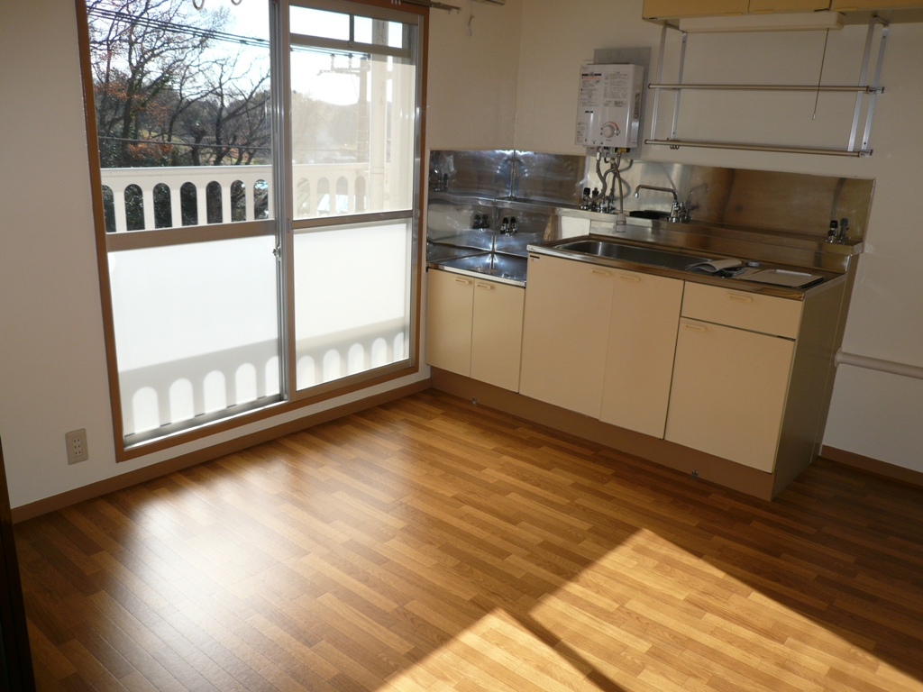 Living and room. Photo is the same type ・ It is another dwelling unit.