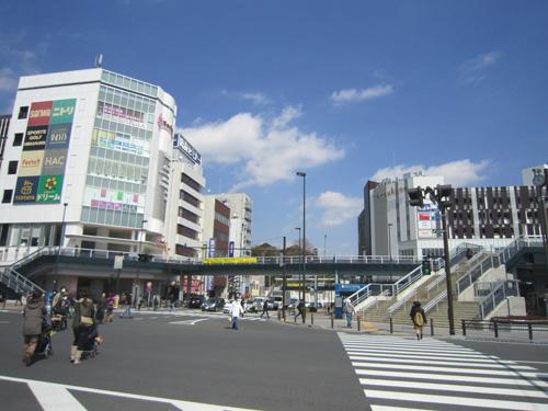 station. Now new by 1600m redevelopment until around Totsuka Station. It is very convenient There are a variety of shops, including the Totsukana is around the station. 