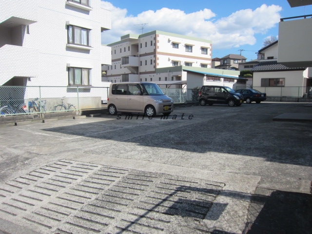 Parking lot