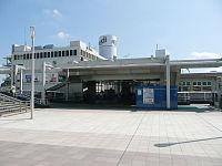 Other local. Totsuka Station a 10-minute walk
