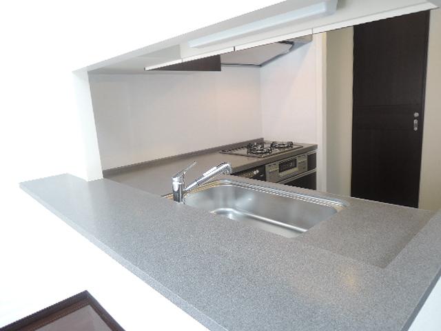 Kitchen. With counter
