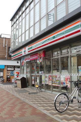 Convenience store. Seven-Eleven Yokohama Toyooka-cho store (convenience store) to 487m