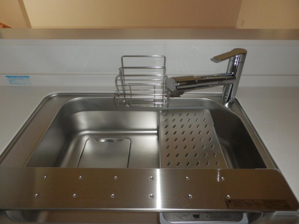 Kitchen. Indoor shooting (November 25, 2013) kitchen