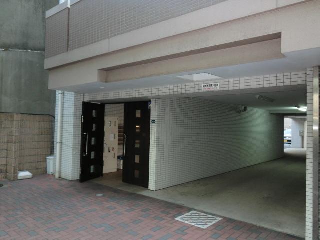 Entrance. Common areas Entrance