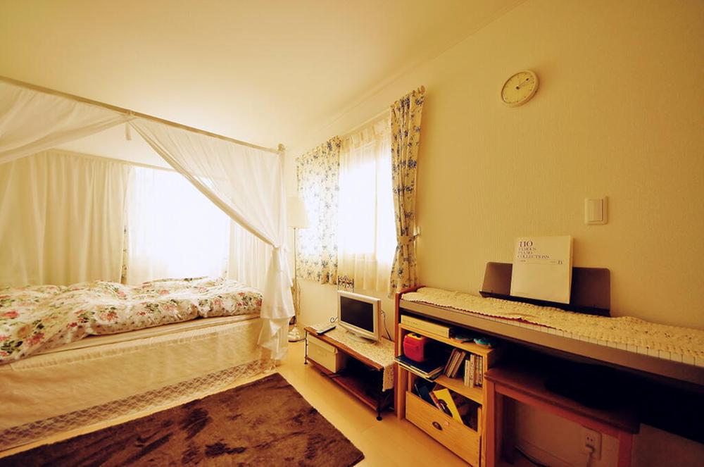 Non-living room