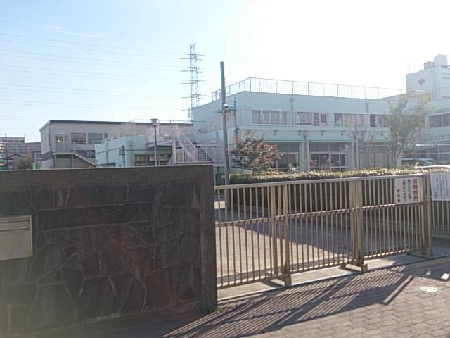 Junior high school. Good location !! of 80m junior high school is also within walking distance to Yako junior high school