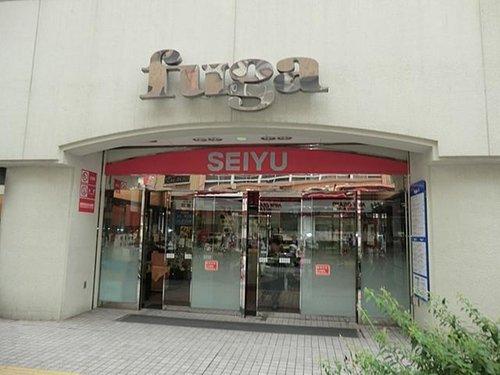 Shopping centre. 2480m to Seiyu Tsurumi shop