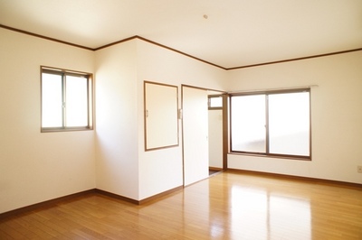 Other room space. spacious, 2F of 10 quires Western-style.