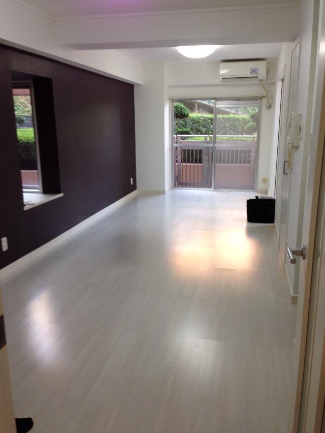 Living. Indoor (September 2013) Shooting