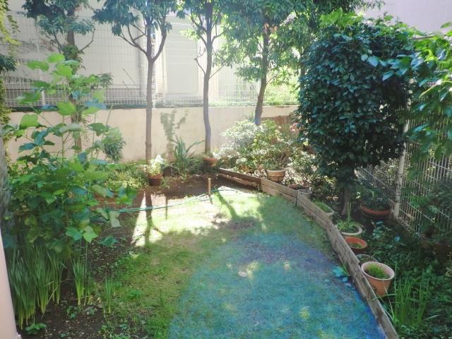 Garden. Approximately 45.61 square meters of private garden
