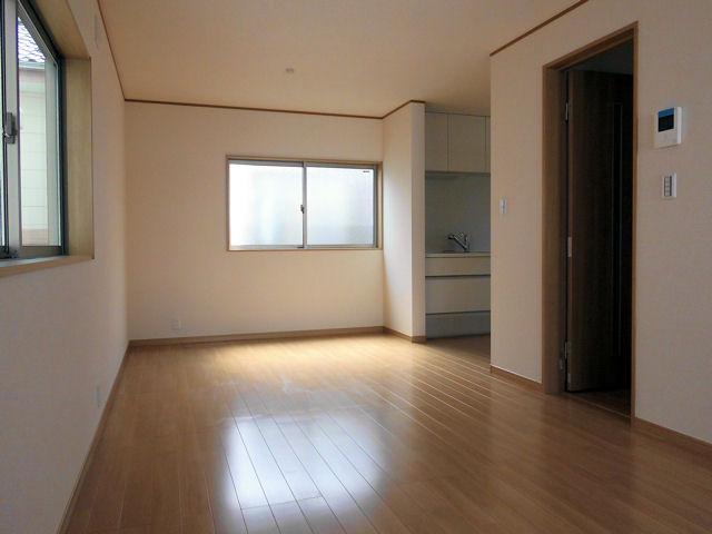 Living. Indoor (July 2013) Shooting