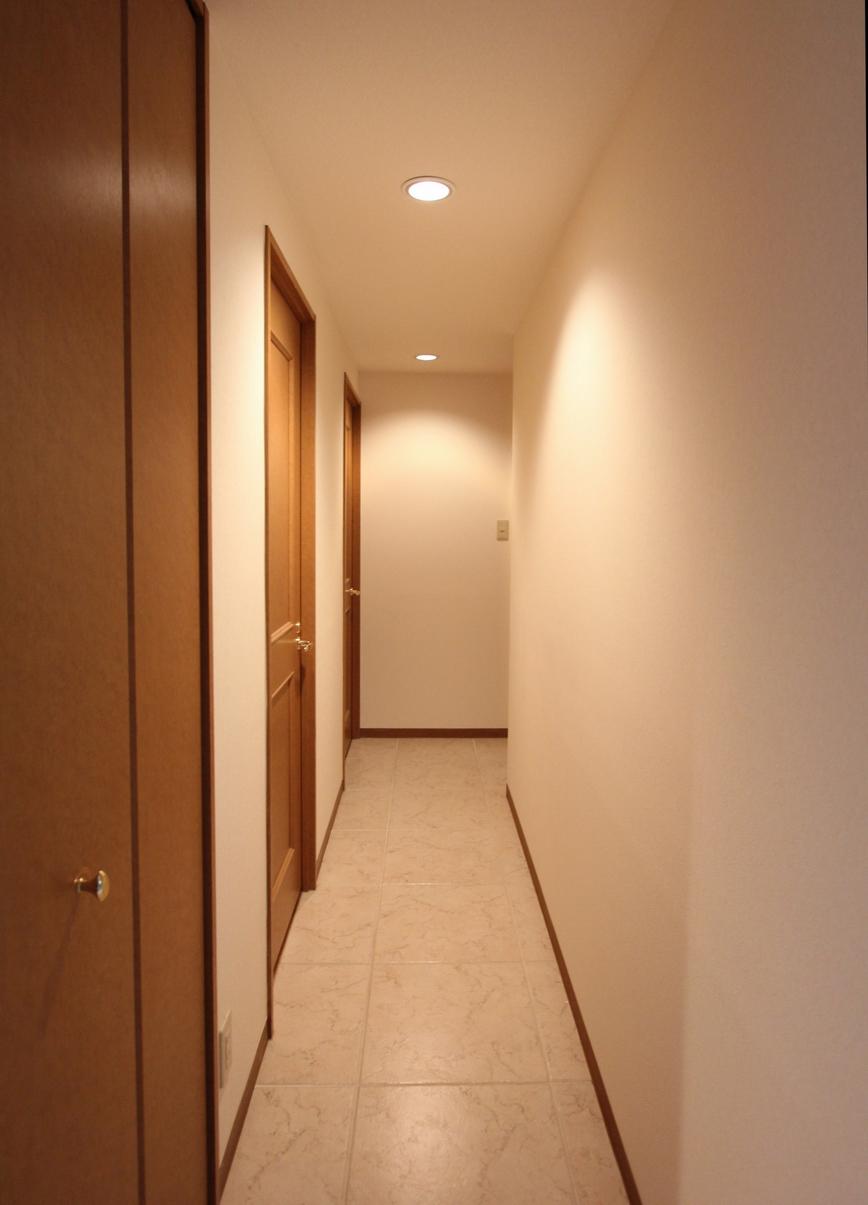 Other introspection. Corridor