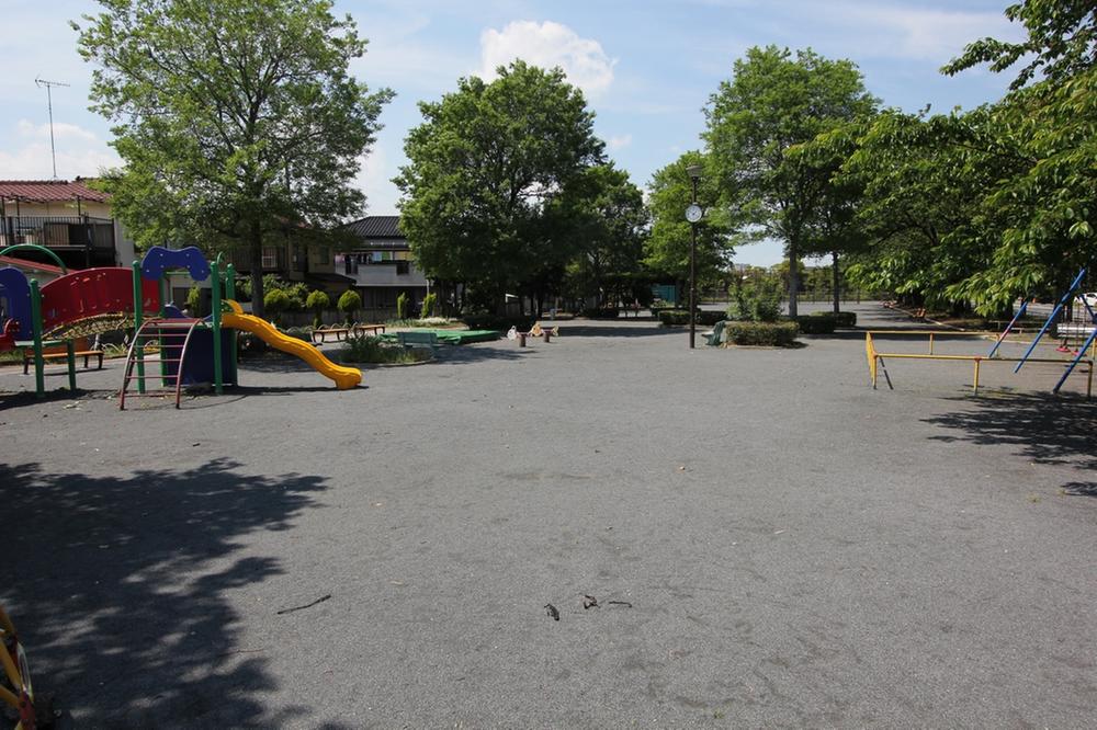 park. 30m until the Kansei-cho Park