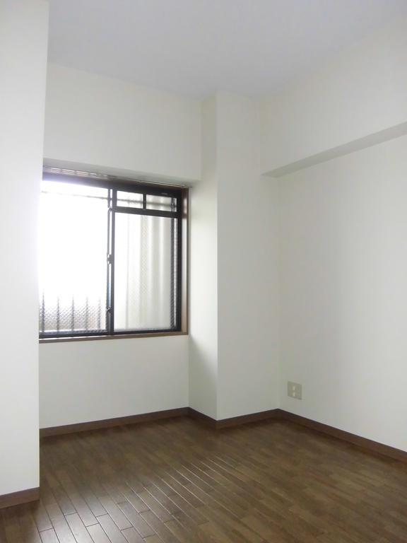 Living and room. Western-style 5.7 tatami mats (1)  The same type ・ It will be in a separate dwelling unit photos. 