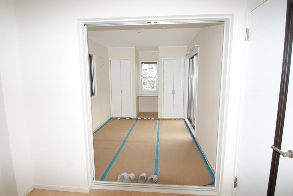 Other. There is also a handy Japanese-style room, such as during a sudden visitor. (A building site photo)