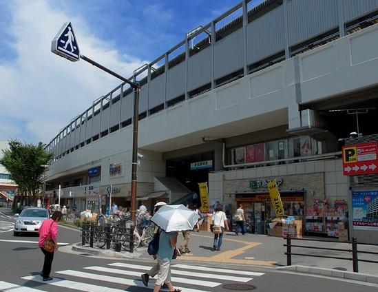 station. 1600m to Keikyu Tsurumi Station