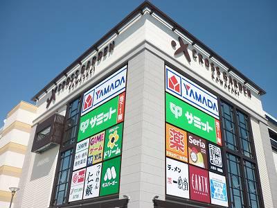 Shopping centre. Until Cross Garden Kawasaki 350m