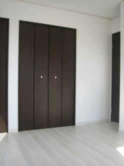 Same specifications photos (Other introspection). It will be in the same specification