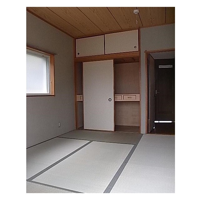 Other room space. tatami