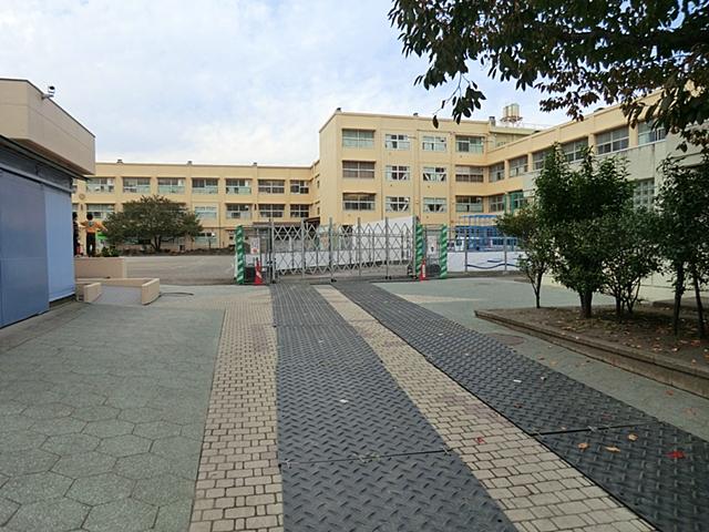 Primary school. 750m to Yokohama Municipal Yako Elementary School