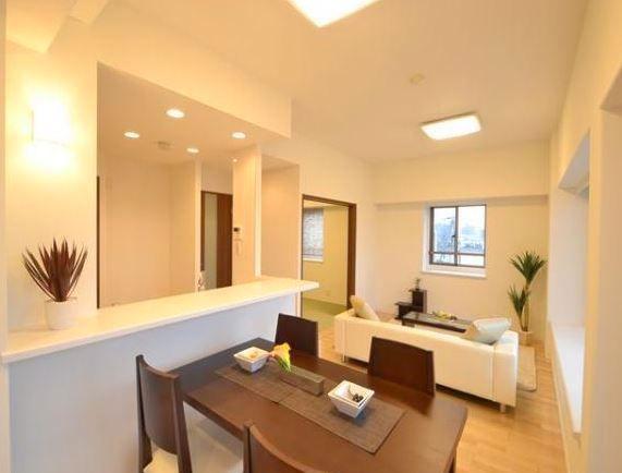 Local appearance photo. I would recommend listing.