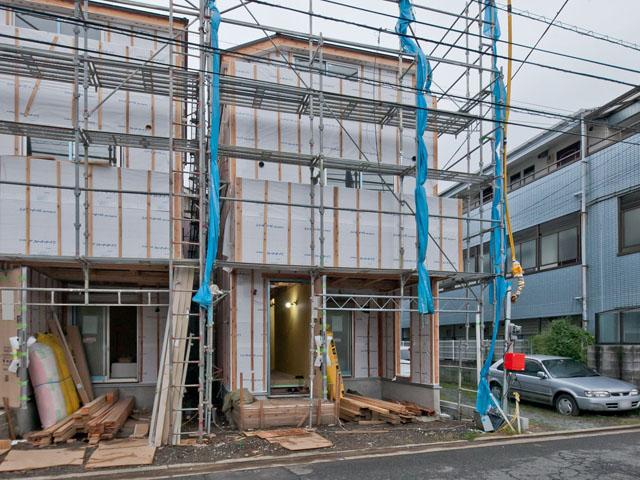 Local appearance photo. Local (10 May 2013) Shooting