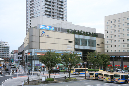 Shopping centre. 1176m to Sea Crane (shopping center)