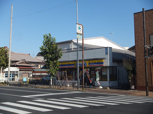 Convenience store. MINISTOP Kagetsuen store up (convenience store) 353m