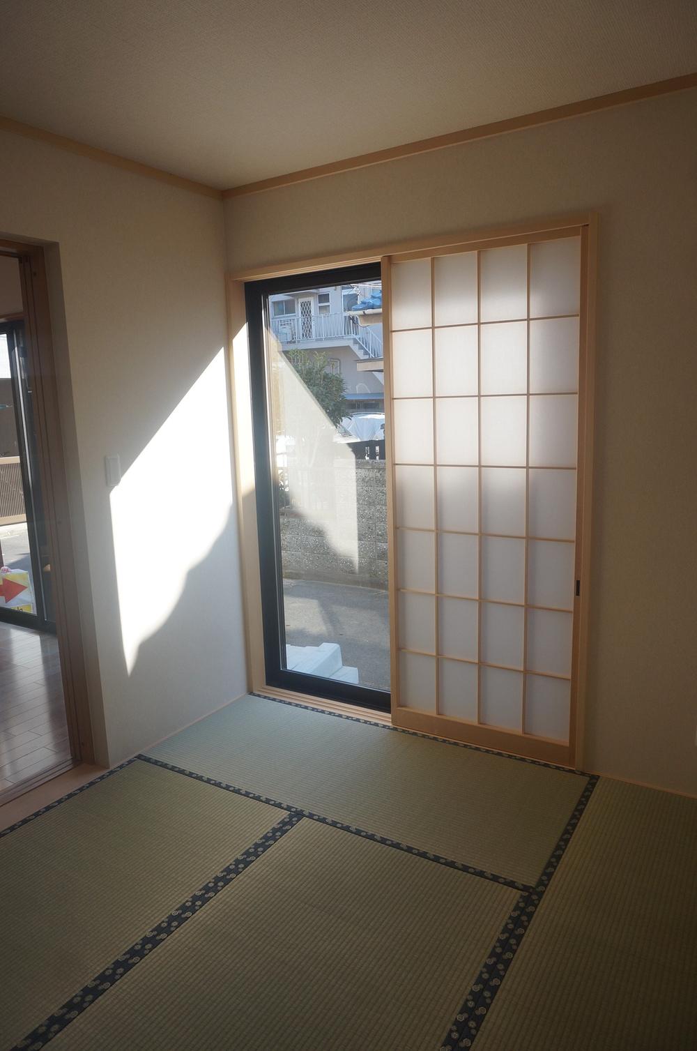 Non-living room. A Building Japanese-style room Softness light Plug from shoji