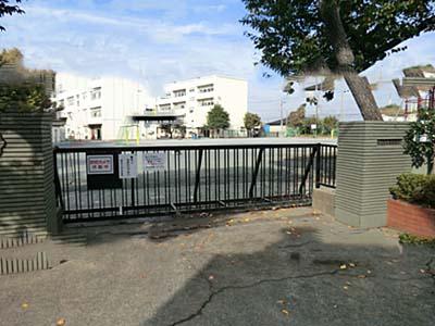 Primary school. 774m to Yokohama City TatsuAsahi Elementary School