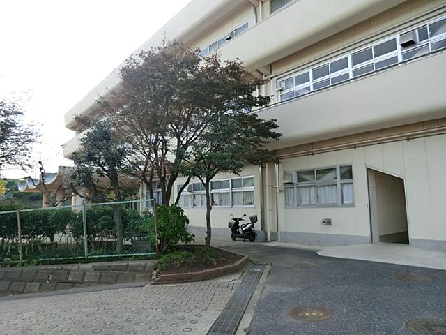 Junior high school. 791m to Yokohama Municipal Kaminomiya junior high school