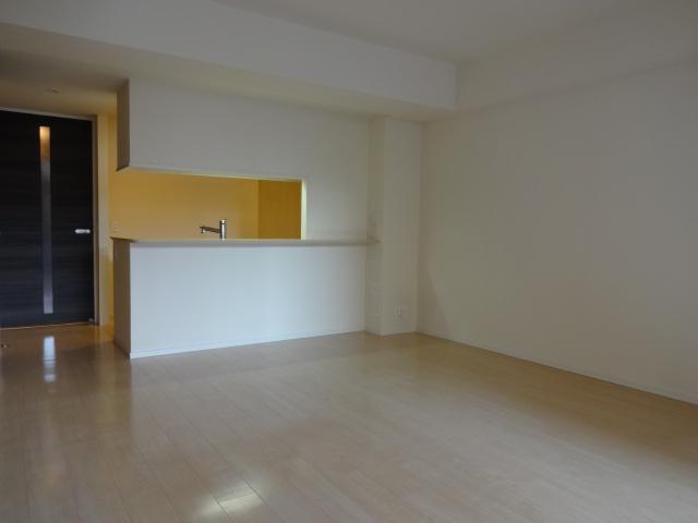 Living. Indoor (12 May 2013) Shooting