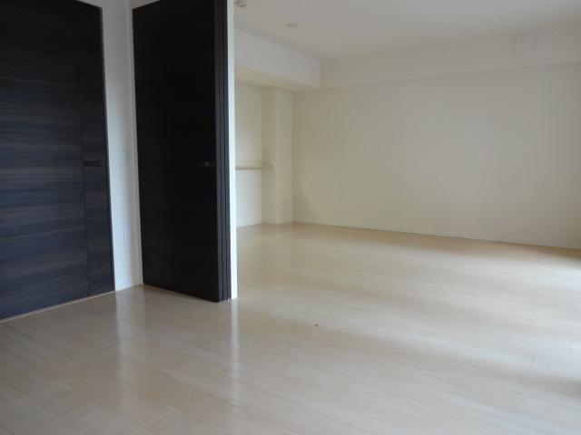 Living. Indoor (12 May 2013) Shooting