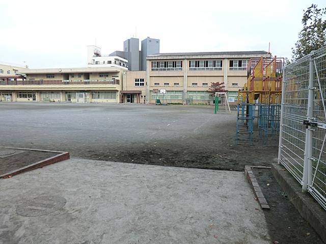 Primary school. 850m to Yokohama Municipal Toyooka Elementary School