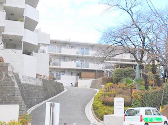 Local appearance photo. Top-floor room.