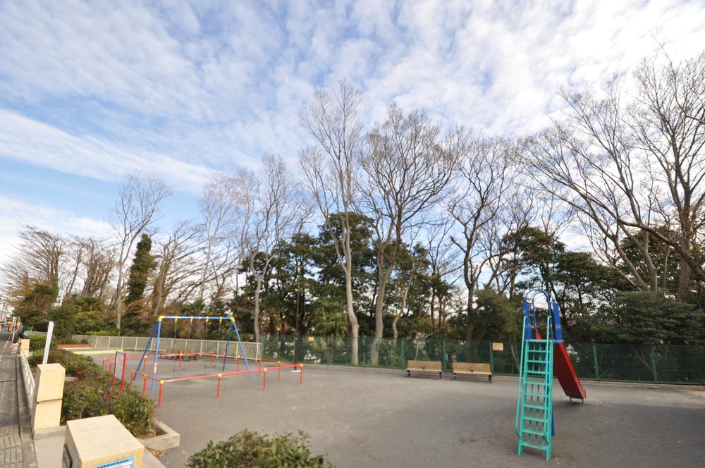 park. Nihongi 480m to the second park