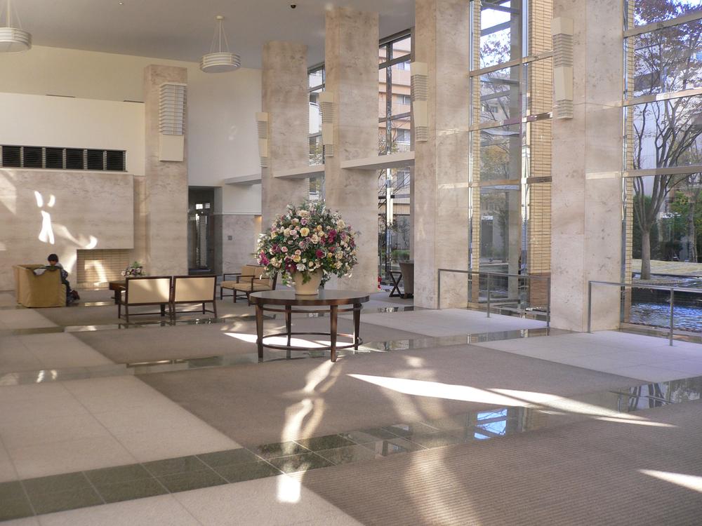 Entrance. Common areas Entrance Hall