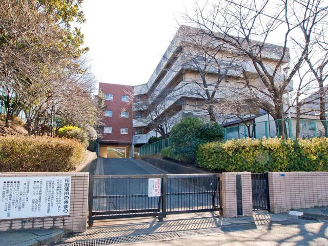 Primary school. Shishigaya until elementary school 1500m