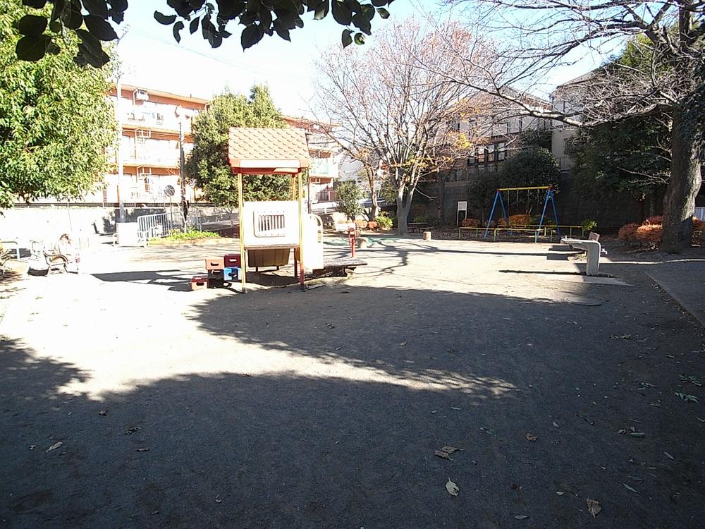 park. I'm glad location for children because it is dotted park is in the 250m around until Kitaterao Shibusawa park.