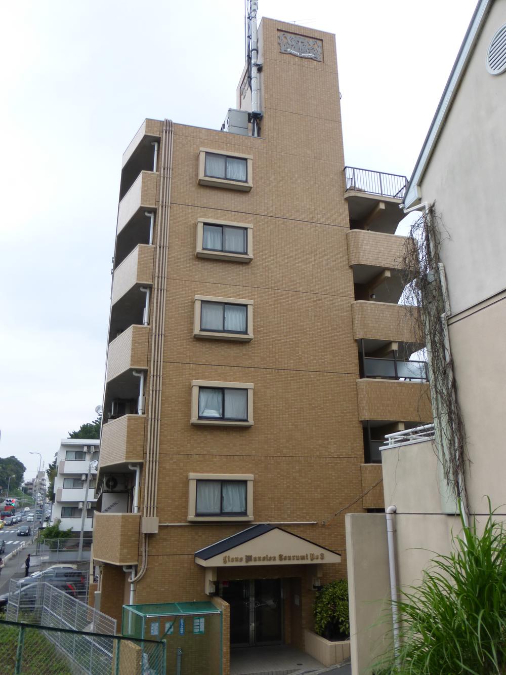 Local appearance photo