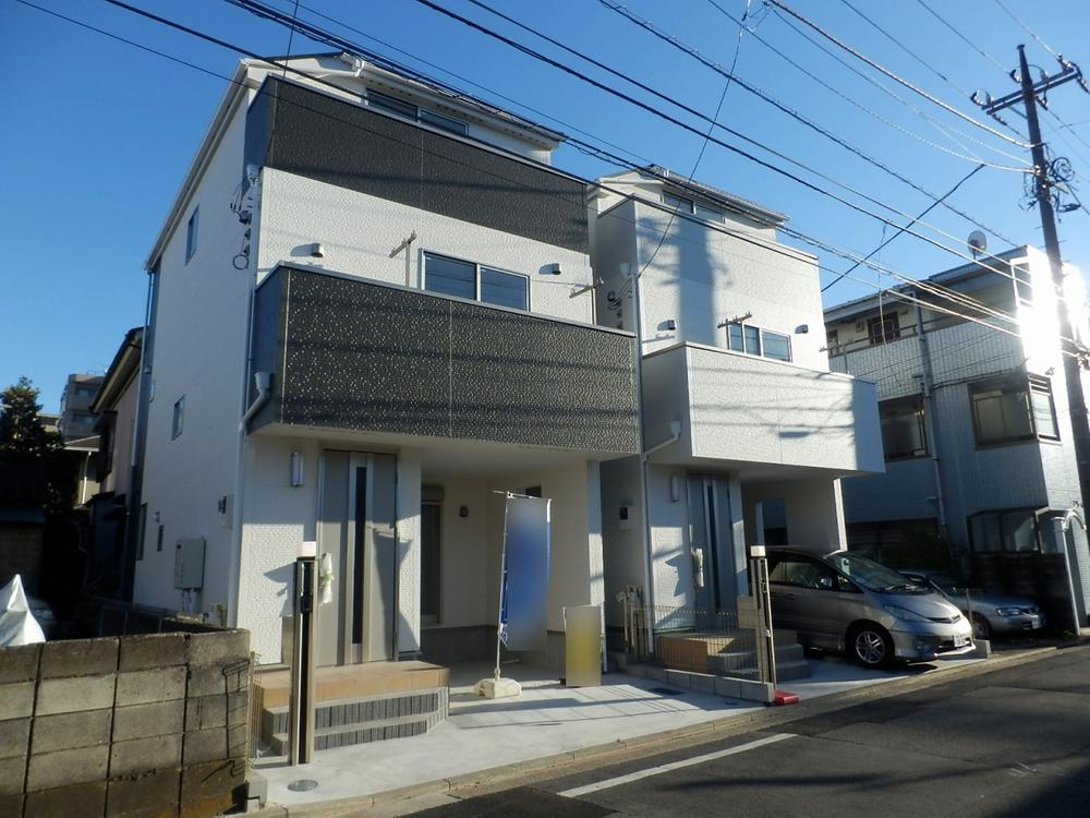 Local appearance photo. Local appearance 2013 December 22, shooting ◆ Popular Tsurumi Ichibayamato cho ◆ The nearest station nearby ◆ Living environment favorable ◆