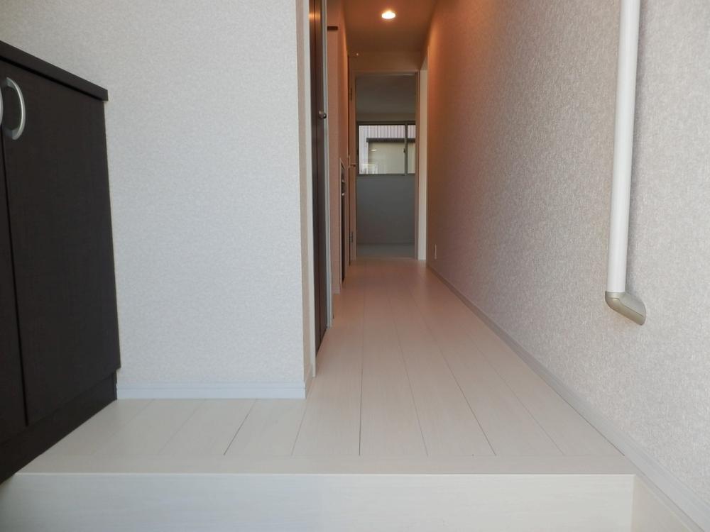 Entrance. Indoor photos that opened the entrance door