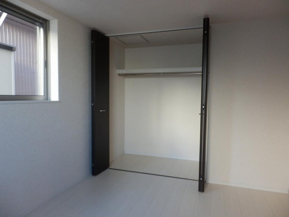 Receipt. 1F of Western-style closet photo