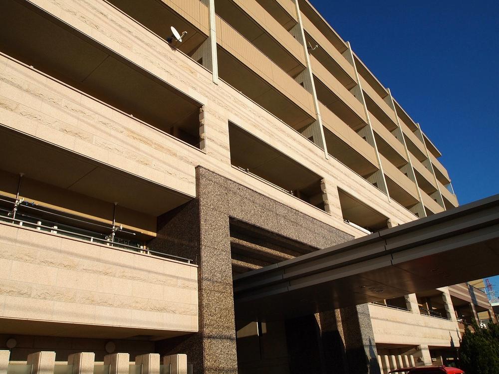 Local appearance photo. Local (11 May 2013) Shooting