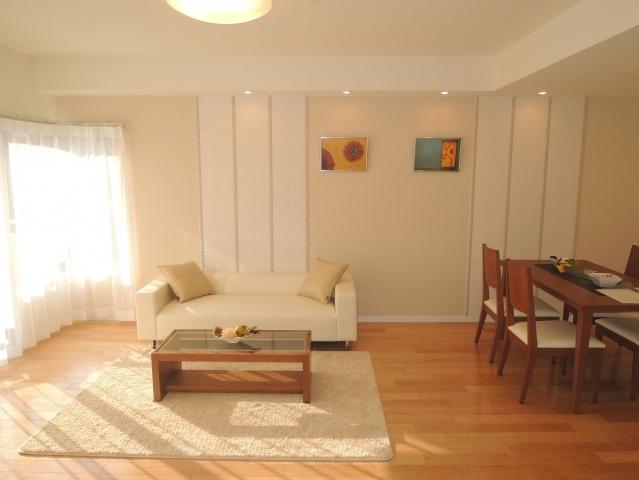 Living. Eco-carat adoption