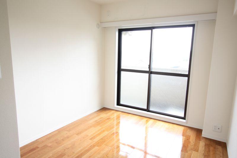 View photos from the dwelling unit