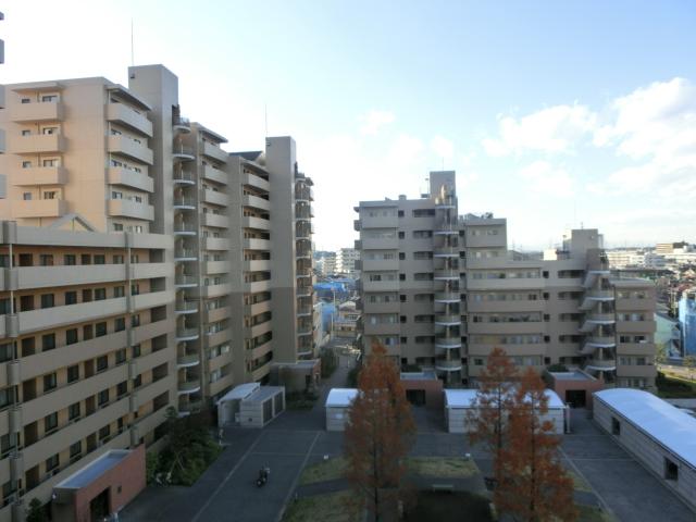 View photos from the dwelling unit