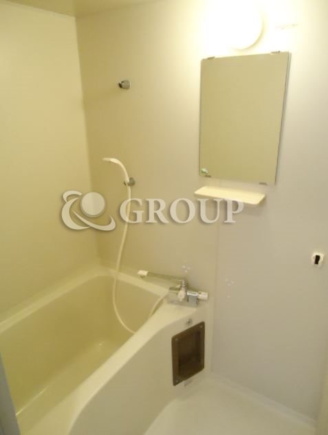 Bath. Bathroom