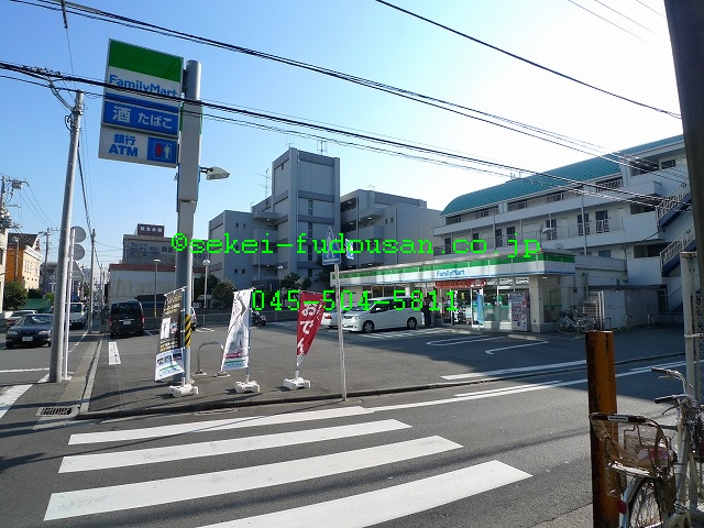 Convenience store. FamilyMart Tsurumichuo Third Street store (convenience store) to 200m