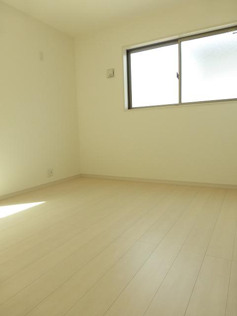 Non-living room. D Building room (August 24, 2013) Shooting